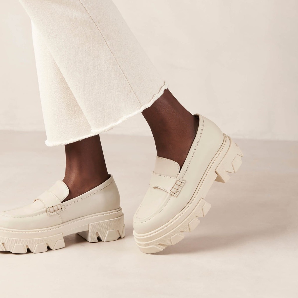 Alohas Trailblazer Cream Leather Platform Lug Loafers Sz Eu 37 / Us 6.5 Y2k Vibe